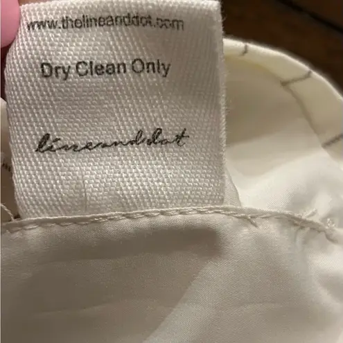 Line and Dot Revolve Jane Halter Top In White Size XS Style LT4386B New with tags