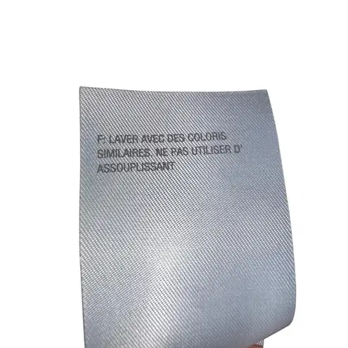 Elizabeth And Clarke Black Long Sleeved Blouse With Flirty Hem Women’s Size 16