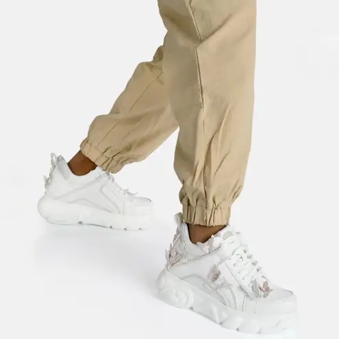 Buffalo London Cloud Butterfly Women’s White Platform Sneakers Size 10.5