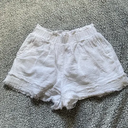 High Waist White Textured Shorts Size M