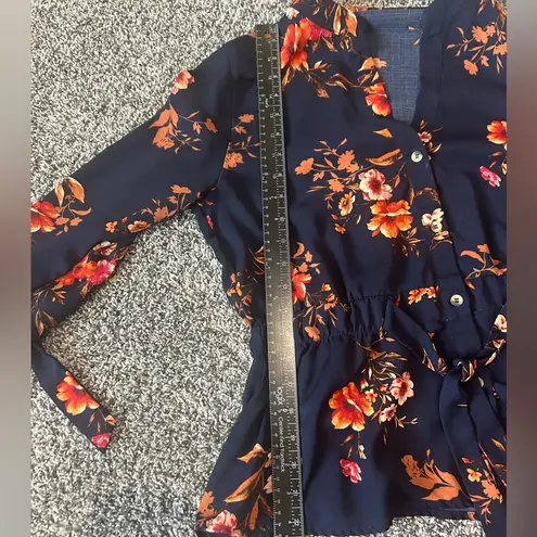 Sweet Rain Navy Floral Tie Waist Blouse Size Small