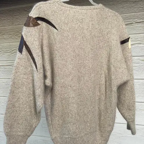 Vintage Uno & Una Neutral Color Funky Sweater Size Small Green