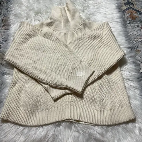 DEREK LAM 10 CROSBY ANITA COLD SHOULDER TURTLENECK Size undefined