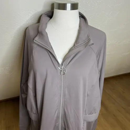 Fabletics  Jacket Womens 4X Willow Bark Trinity Cold Weather Performance