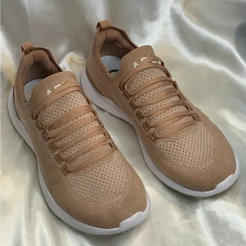 APL Techloom Breeze Sneakers Caramel Warm Silk White Knit Size 8.5 Running Rare