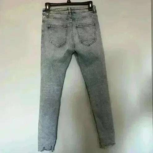 ZARA  Distressed Skinny Jean