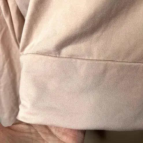 Balance Collection Balance Collection Athletic Crop Mesh Cutout on Sleeve Size Small