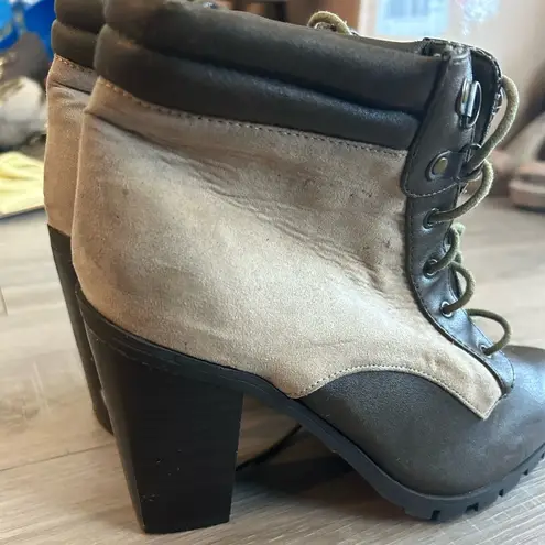 Allure and Grace: Timeless Pointed