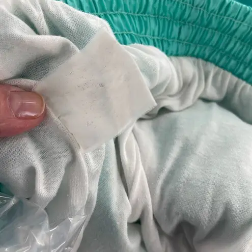 Vintage high waisted joggers size medium sea foam green. Green