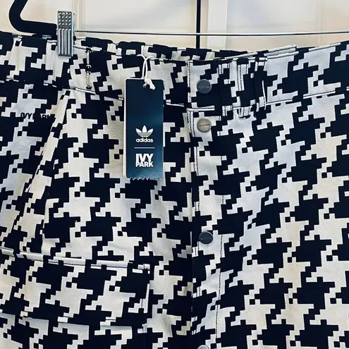 Ivy Park NWT /Adidas Houndstooth Skirt - Women Size 3X - Black & White