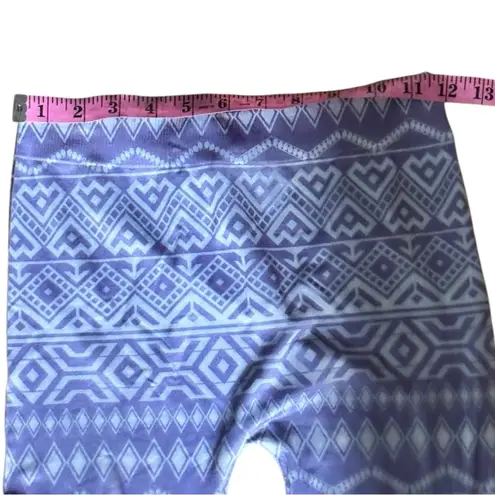 deLiAS Purple Aztec Stripe and Swirls Patterned Smooth Leggings One Size Size undefined