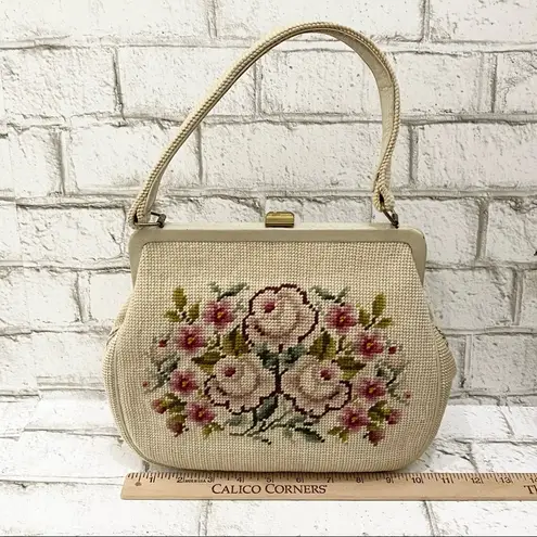 Vintage Beige Floral Needlepoint Clutch Handbag