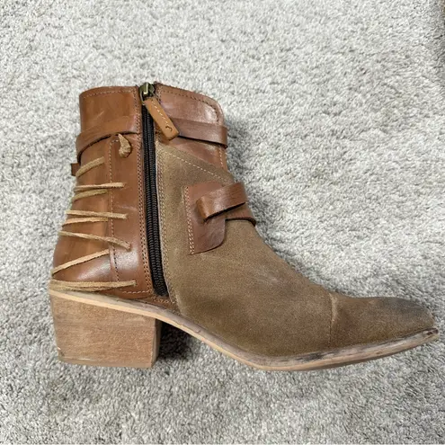 Roan by Bed Stu Women’s Jag Suede Leather Ankle Boots Distressed in Dark Tan 8 Brown