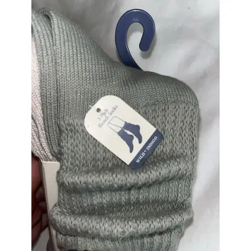 Wild Indigo Crew Slouch Socks 3 pairs White Beige Sage Shoe Size 4