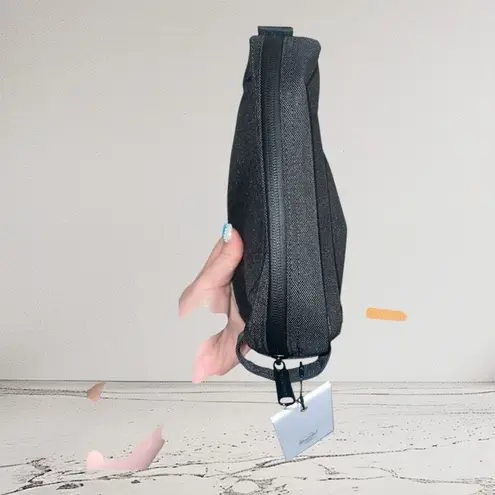 Herschel Supply Company ✨Herschel Chapter Travel Kit | Small - 3L✨