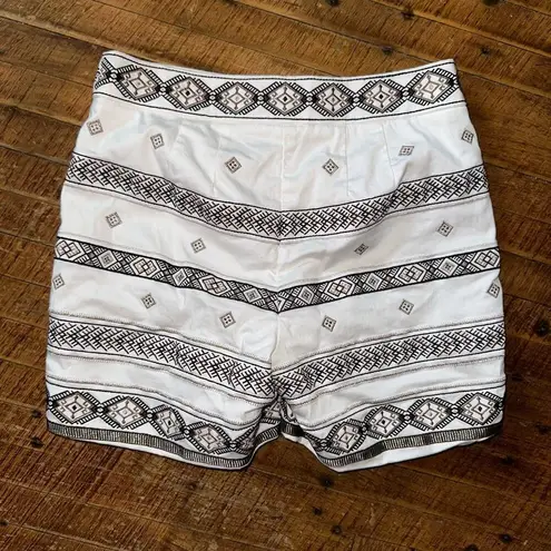 White House | Black Market  Parisian 00 short shorts