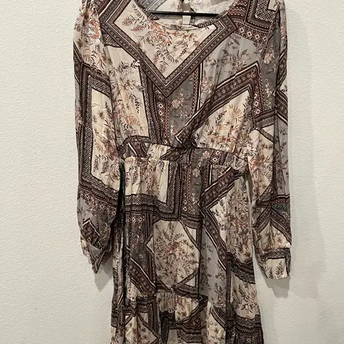 Elegant Patterned Long Sleeve Dress by Miss u Size M Brown Size M