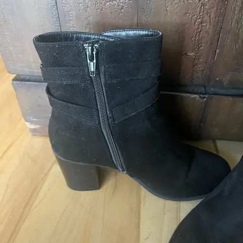 American Eagle  Heeled Ankle Boots Shoes Black Women’s Size 7 Booties