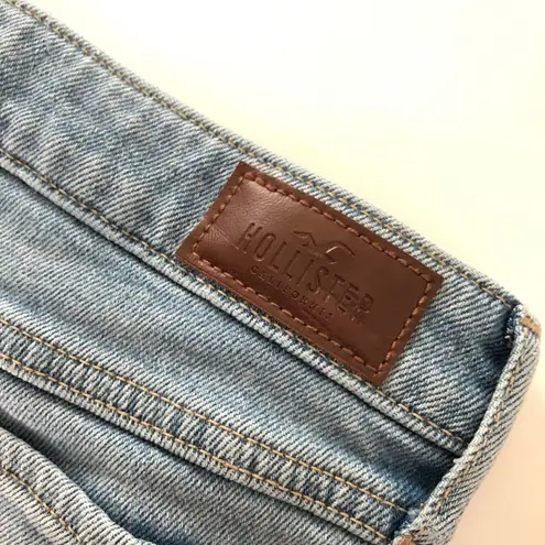 Hollister Low Rise Short‎ Short Floral Embroidered cuff 0/24w Blue