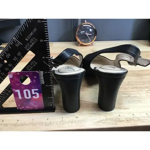 Life Stride Gigi Women's 8.5 Black Leather Sling Back Almond Toe Pump Heels