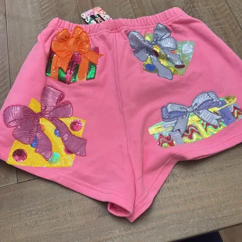 NWT QUEEN OF SPARKLES | Pink Presents Shorts Size XS