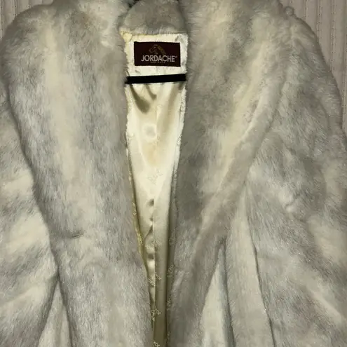 Jordache Vintage Faux Fur Ivory Short Coat Women's Size 9/10 Plush Glam Jacket