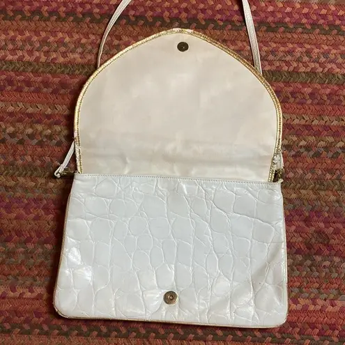 80s VINTAGE WHITE GENUINE LEATHER STUDDED PURSE / OVERSIZED CLUTCH