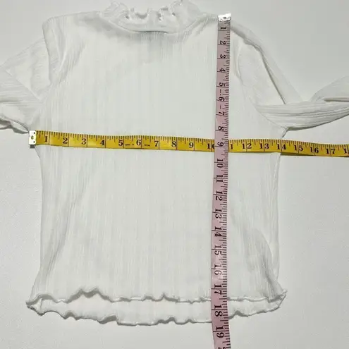 Ambiance Women's Ribbed Lettuce Trim Long Sleeve Crop Top White Size Medium