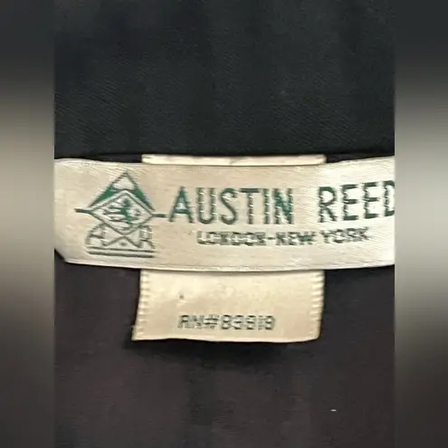 Austin Reed black worsted wool blazer Size 14W