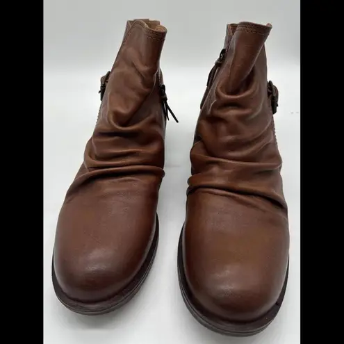 Woman's Boots Sofft Brookdale Bootie Size 11