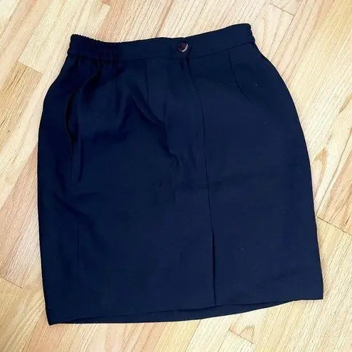Navy Pencil Bubble Hem Skirt w/ Pockets