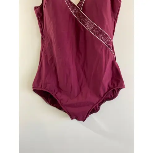 Roxanne 20/42C Bra Sized Swimsuit One Piece Rhinestones Adjustable Strap Plum Purple Size undefined