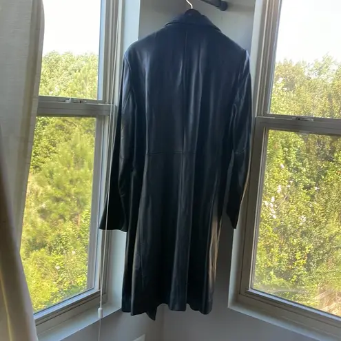 Brooks  346 black 💯 vintage leather trench coat size large.