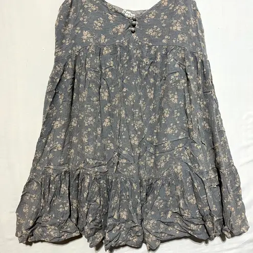Dress Forum Tank Top Women's Small Gray Floral 100% Rayon Scoop Neck Peplum Hem