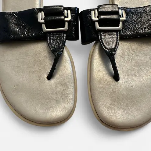 Aerosoles - Extremely Comfy Black faux leather sandals with buckle detail size 9.5 women