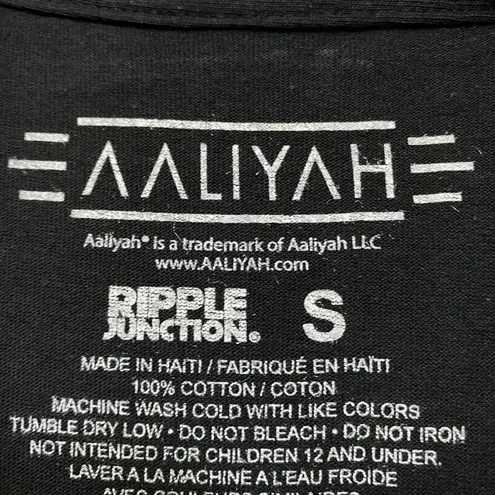 Aaliyah Rnb Retro Lighting Tshirt Size Small