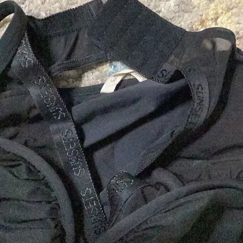 Soft Surroundings New. Sunsets by , black tankini top with a twist. 34D/36C