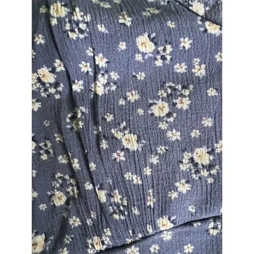 Gilli Women's Blue Floral Short Sleeve Romper Size M Casual Spring Size M