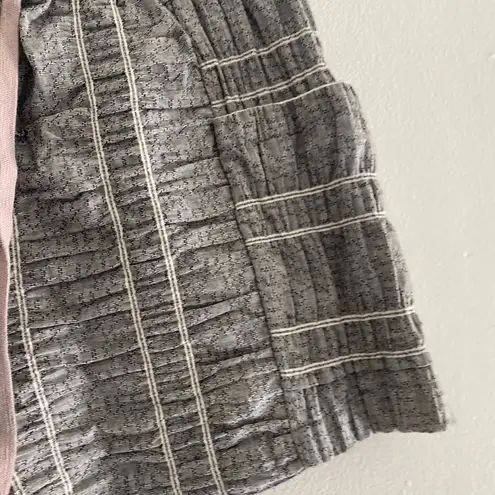 Doe & Rae grey drawstring shorts with pockets S