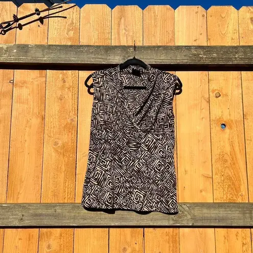 Vintage retro swirl top by jkla California size xl. Brown