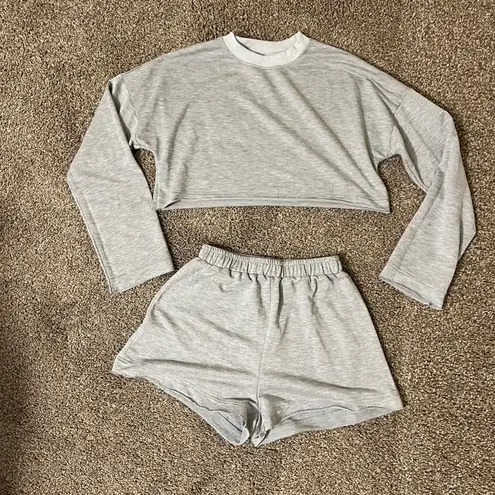 Set Crop Top Shorts High Waisted Pants Loose Pants Track Pants Tank Top Bustier Mock Neck Blouse Gray