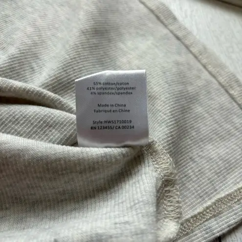 H by Halston Marbled Gray V-Neck Shirt Size XS