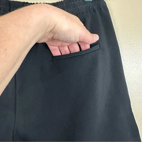 Cyrus Black Pleated Front Dressy Shorts New Small