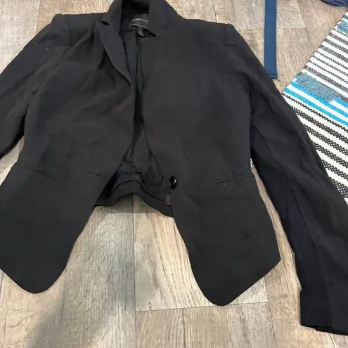 BCBGMAXAZRIA BCBG Maxarzia small black blazer