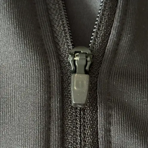 Under Armour EUC Women’s  Black Cold Gear Performance 1/2 Zip Size M