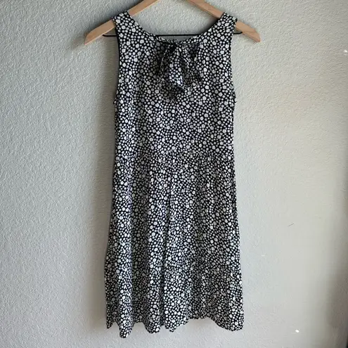 Sézane 💙✨Sezane Fifi Floral Navy Blue and White Tie Back Mini Dress