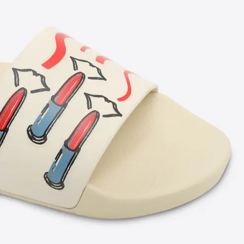 Valentino Garavani Valentino women’s Lipstick print off-white pool slide sandals size IT 37 US 7