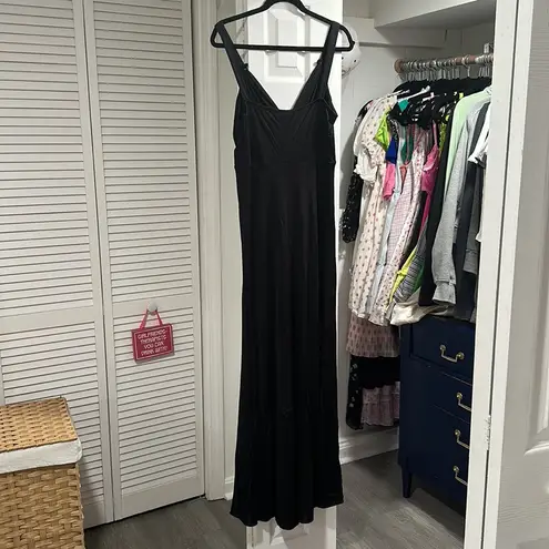 Elie Tahari black long dress