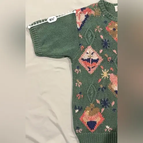 Petite Sophisticate Vintage Crew Neck Sweater with Floral Design