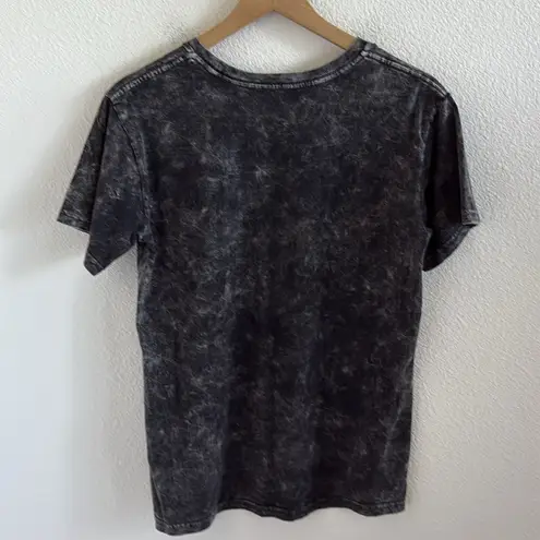 Def Leppard Graphic T-Shirts Tee Band Tees (2) Medium